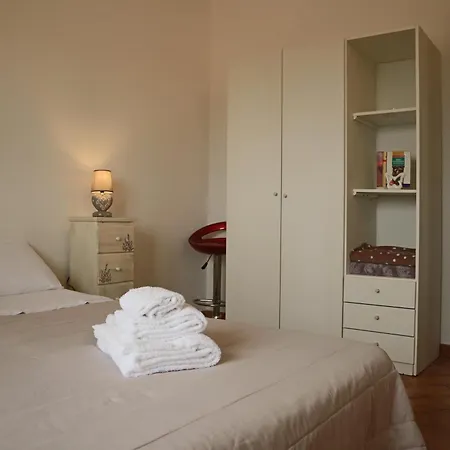 Theo House Apartman