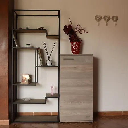 Theo House Apartman *
