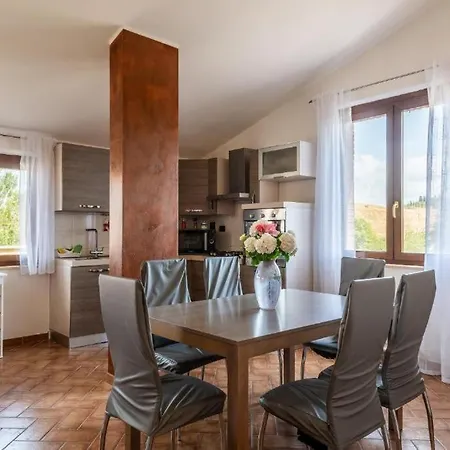 Theo House Apartman