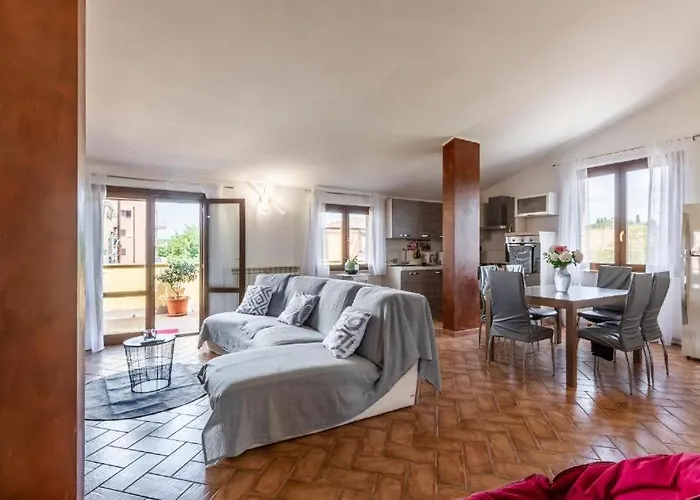 アパート Theo House シエーナ